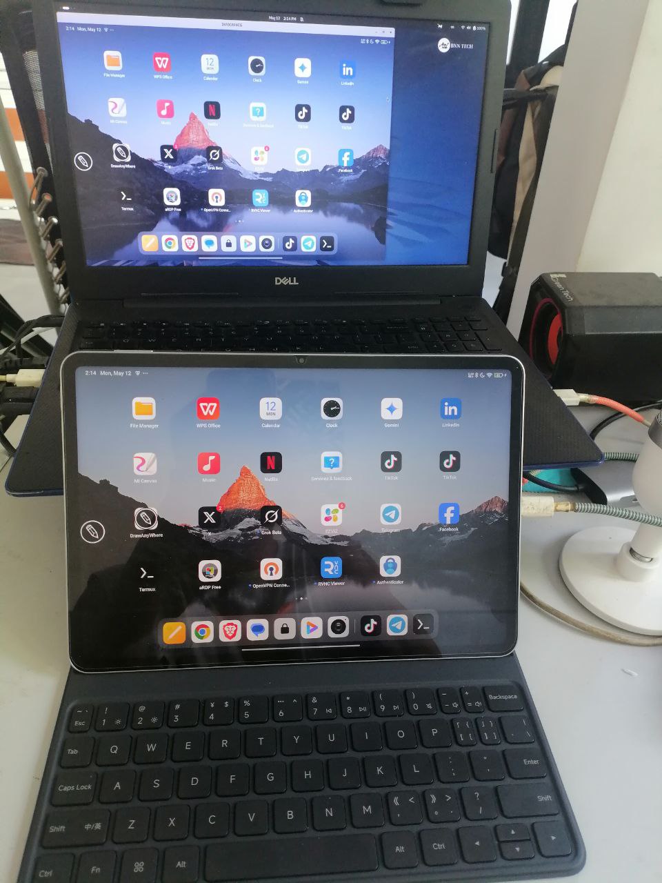 Phone screen on your Linux&nbsp;Laptop